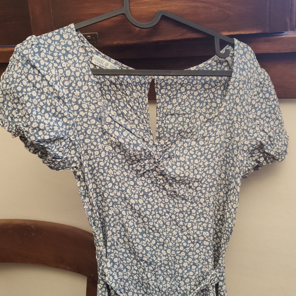 Blue Dress - Picture 1 of 5